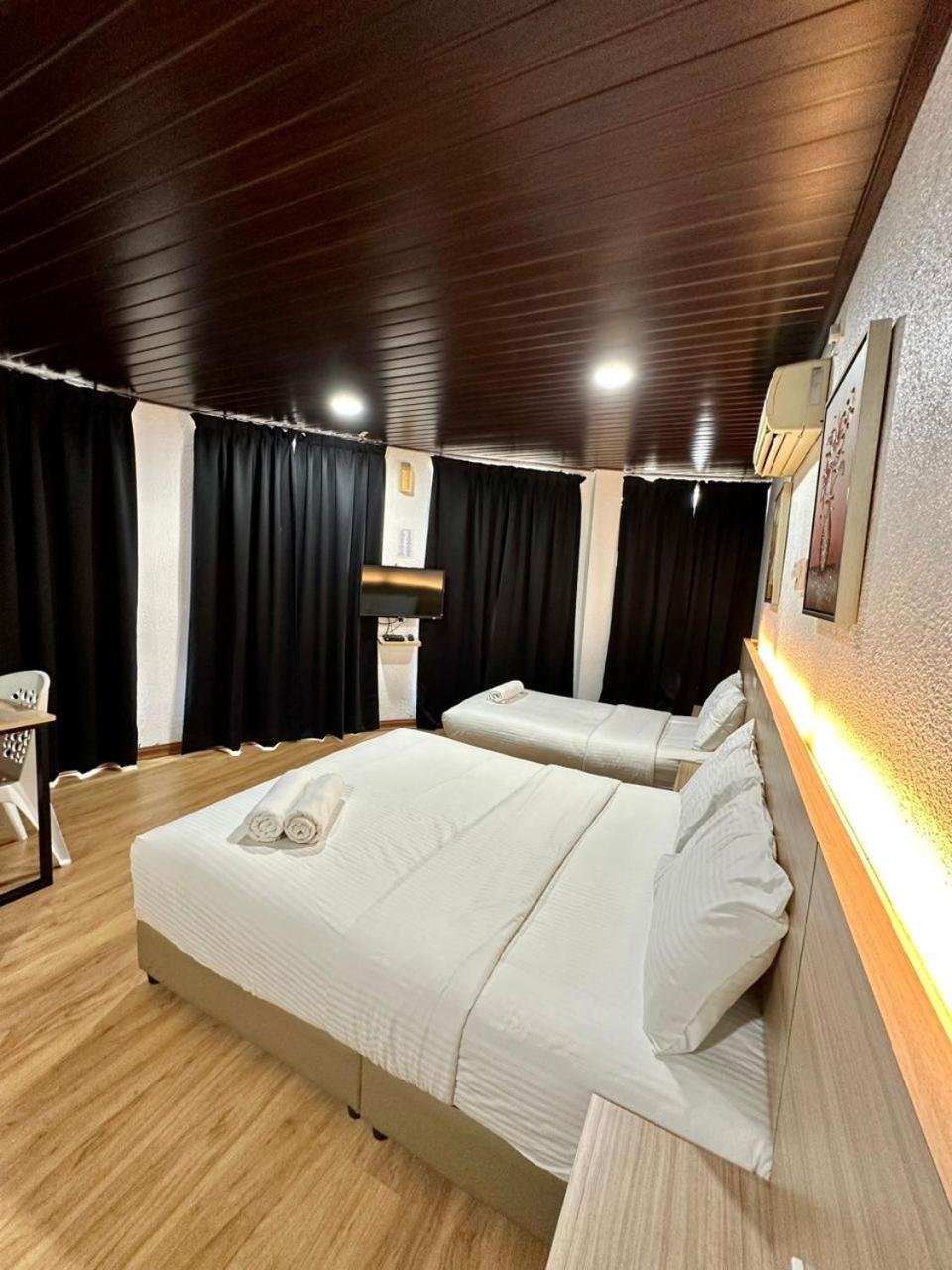 Kangar Hotel Sdn Bhd Esterno foto